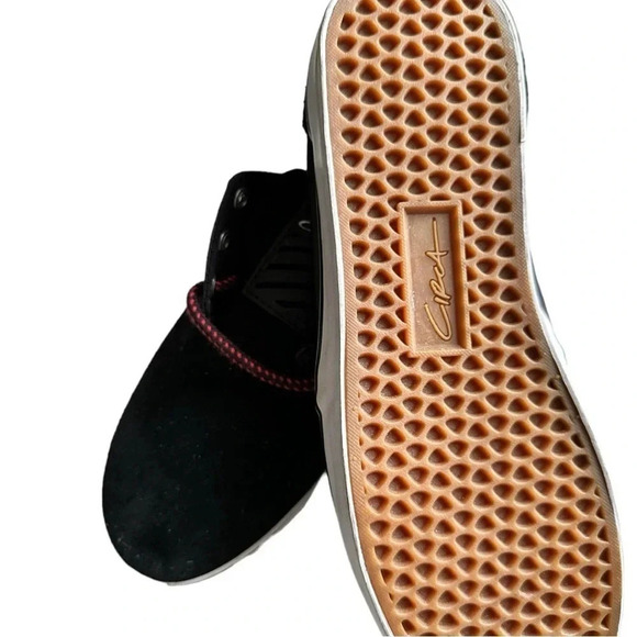 NWOT CIRCA SKATEBOARDING SHOES SIZE 8 (men) SIZE 9.5 (women) main image 6